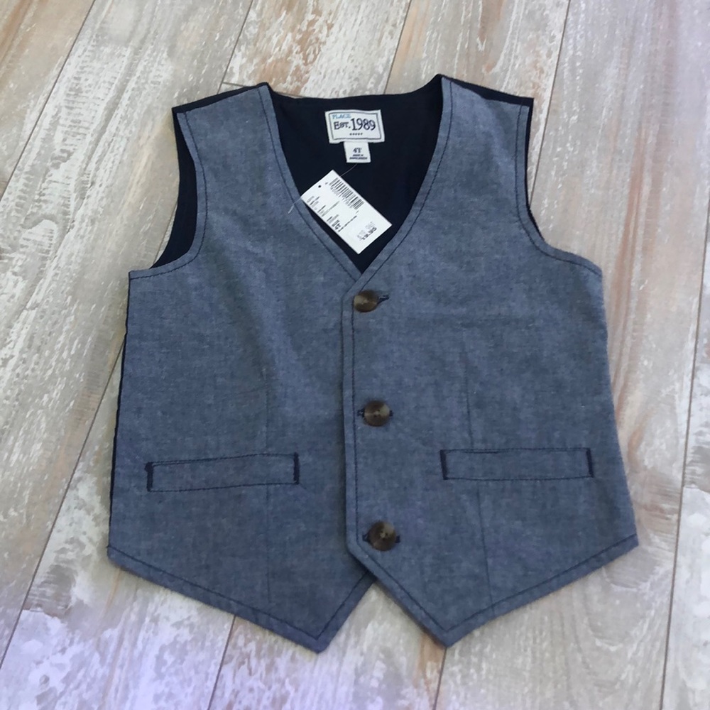 NWT Chambray vest size 4T